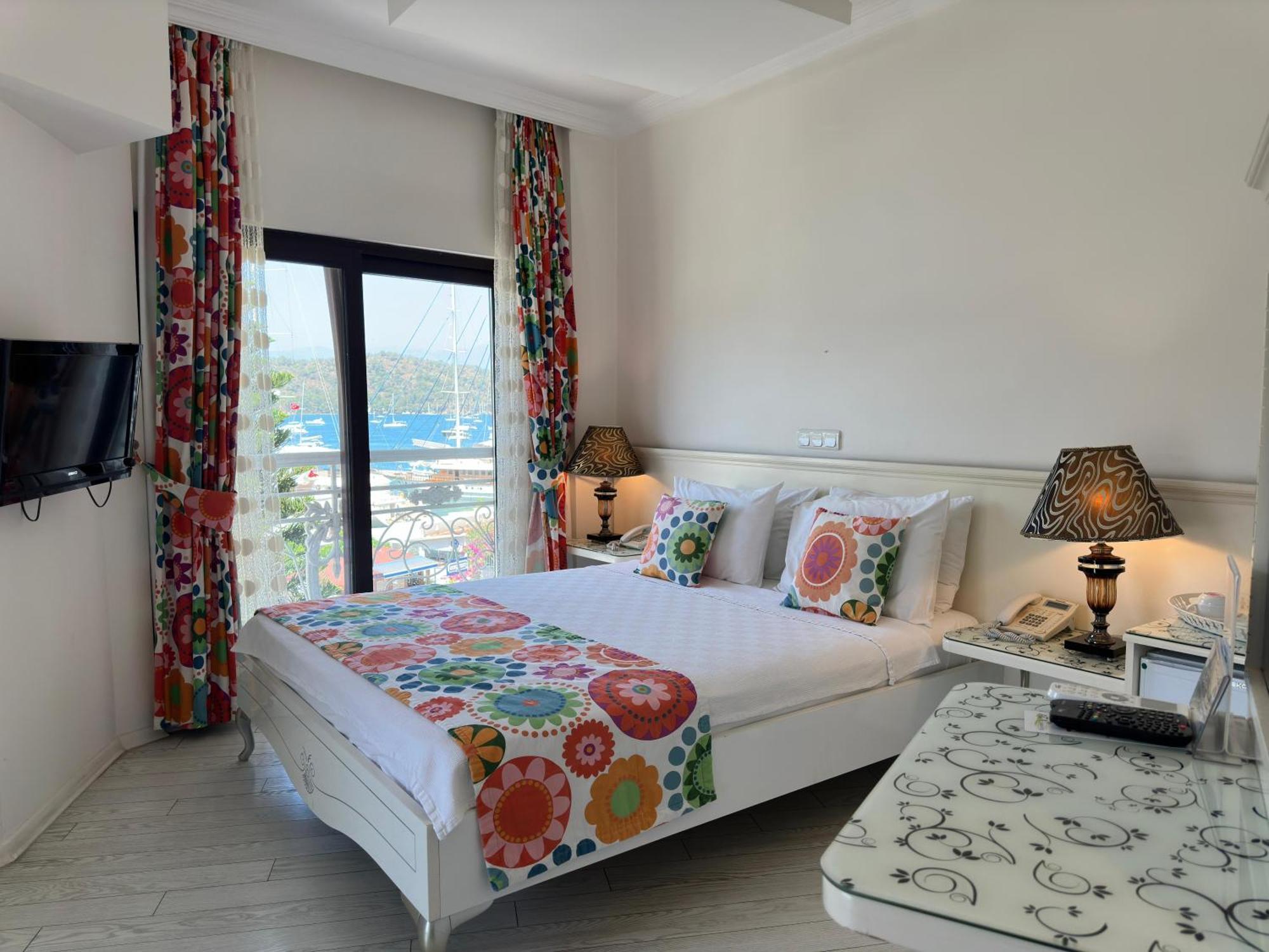Ata Park Hotel Fethiye Ngoại thất bức ảnh