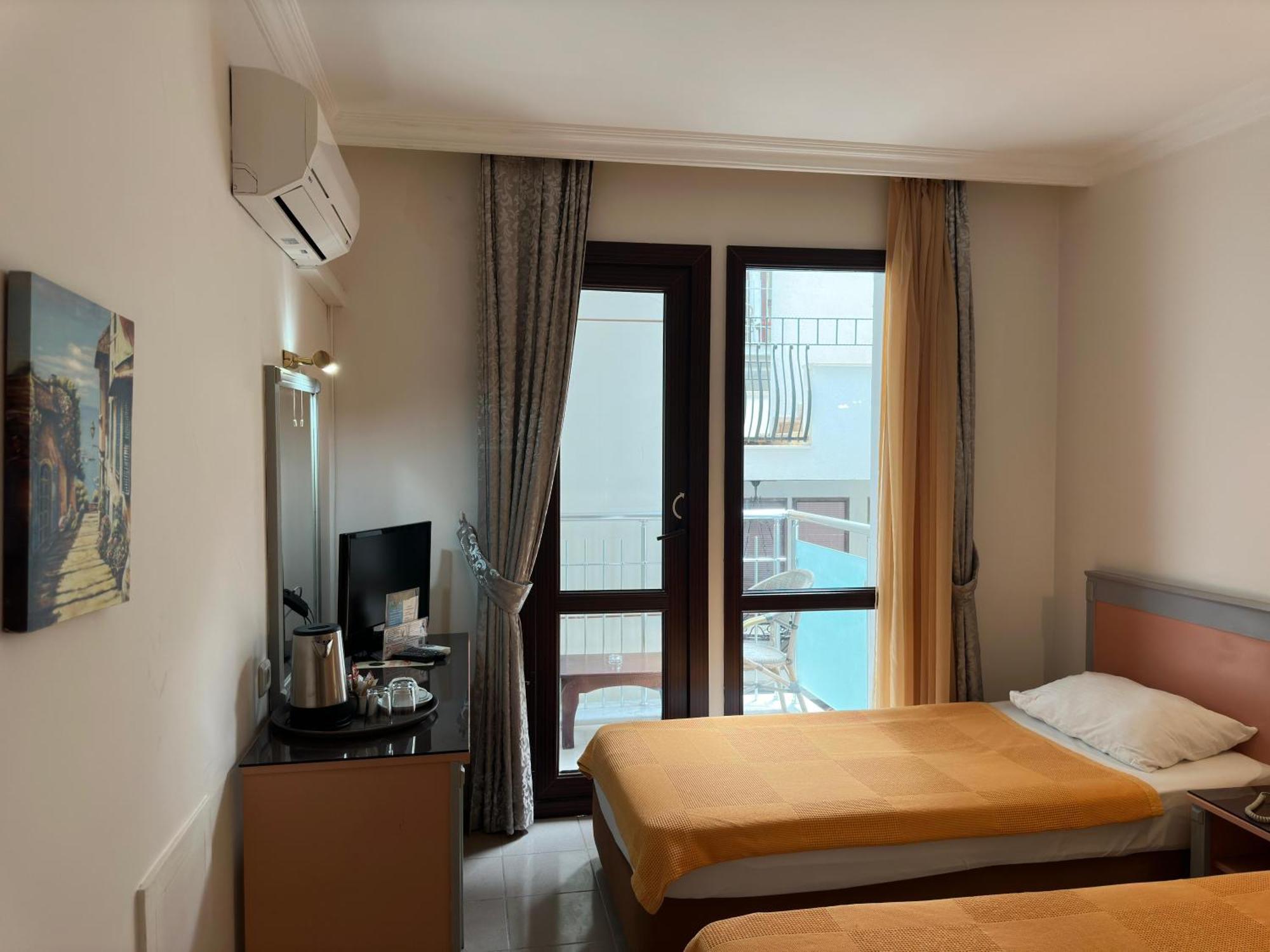 Ata Park Hotel Fethiye Ngoại thất bức ảnh