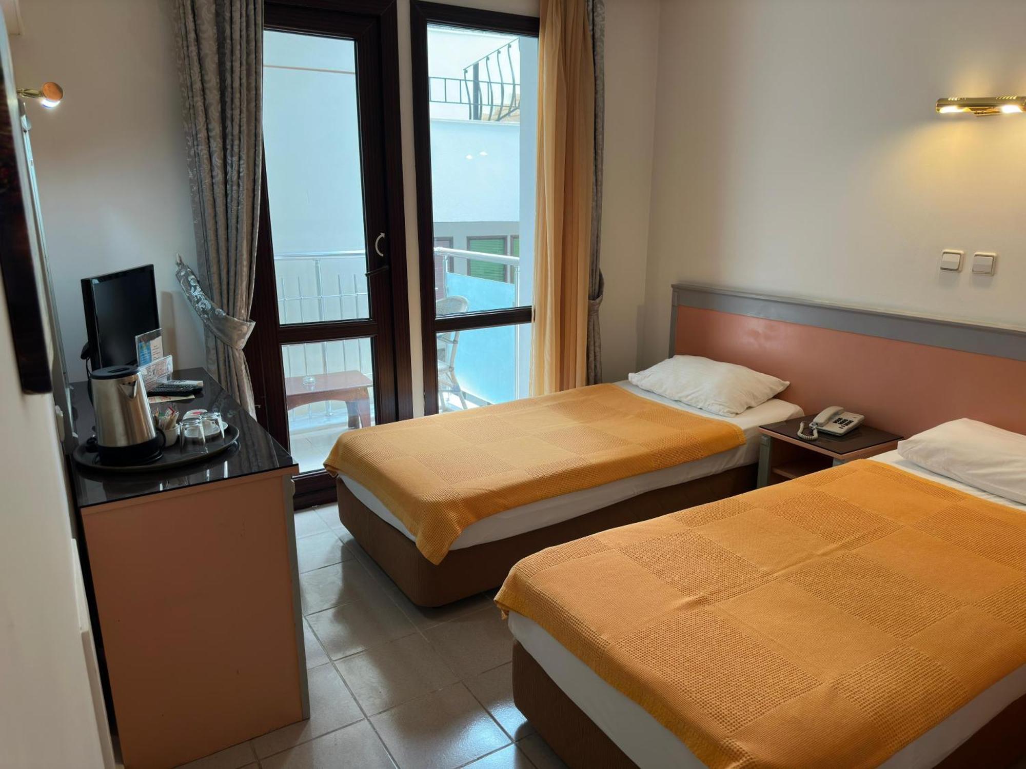 Ata Park Hotel Fethiye Ngoại thất bức ảnh